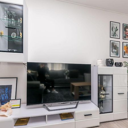 Apartments Mladen Duce Ngoại thất bức ảnh