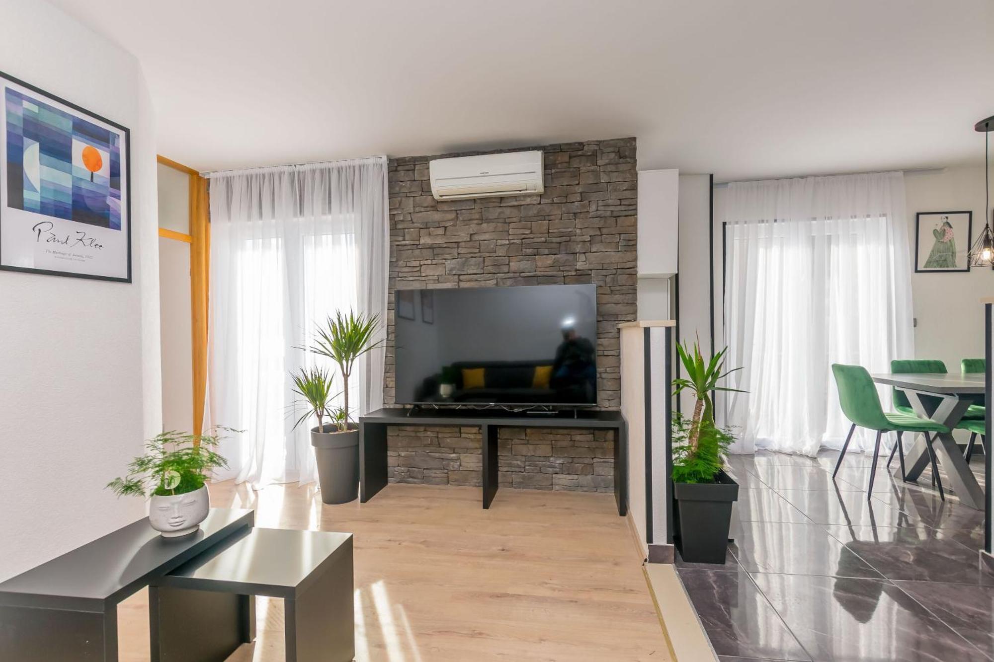 Apartments Mladen Duce Ngoại thất bức ảnh