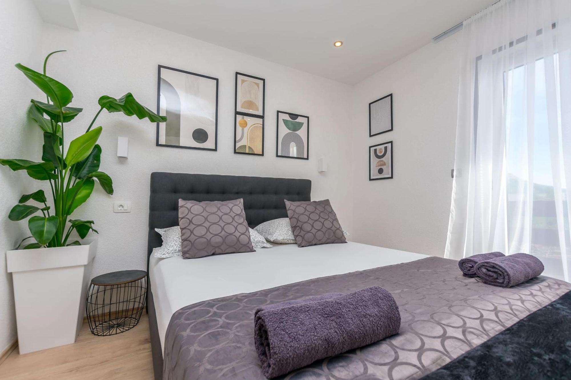 Apartments Mladen Duce Ngoại thất bức ảnh