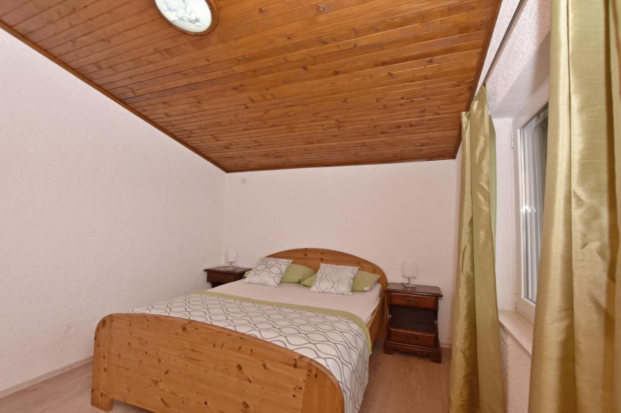 Apartments Mladen Duce Ngoại thất bức ảnh